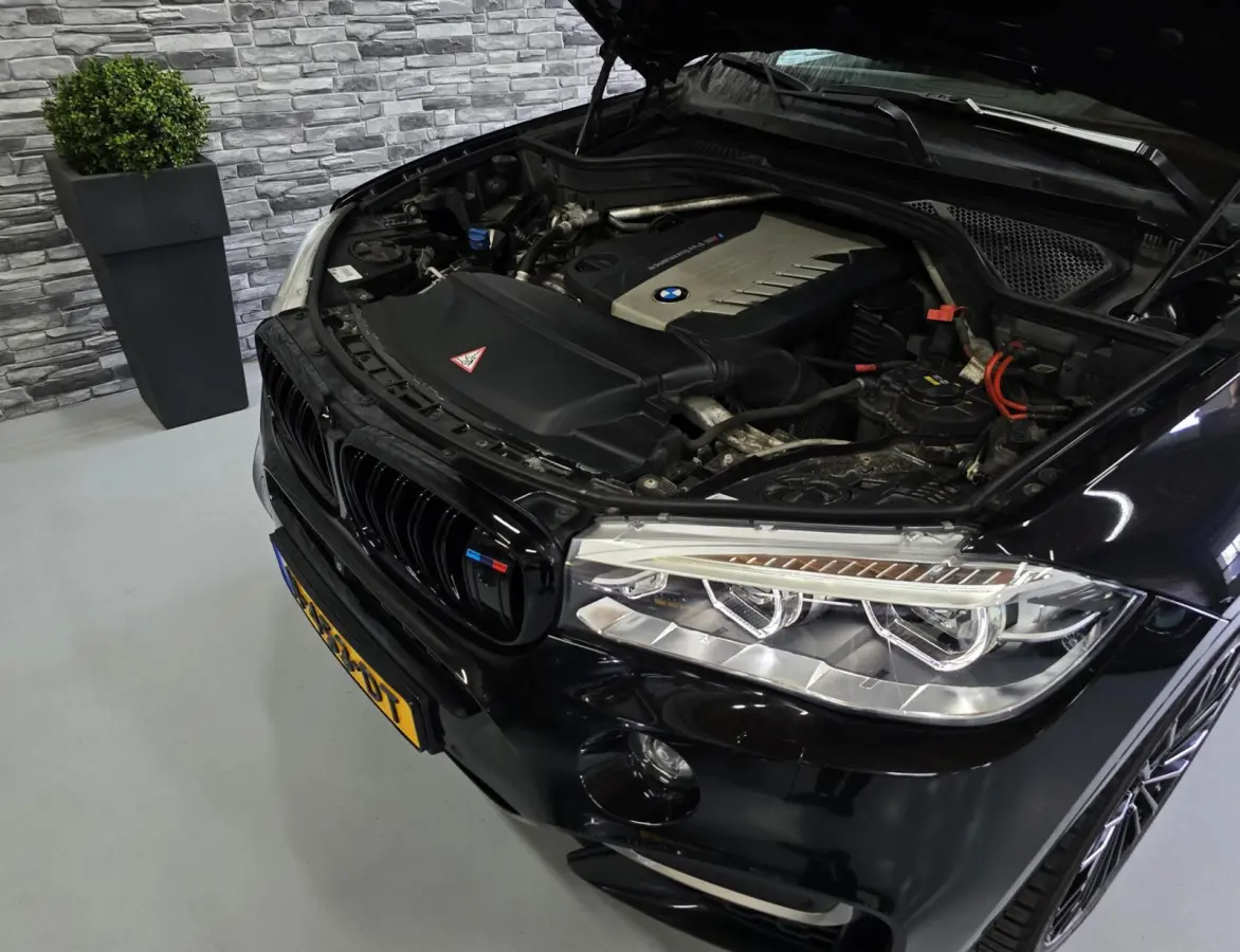 M50d *HUD*360Cam*PANO*Soft-close*Keyless*HarmanKardon