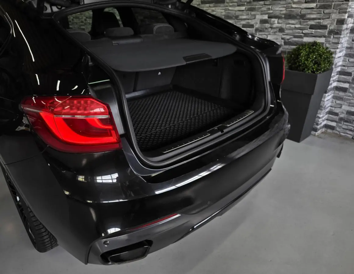 M50d *HUD*360Cam*PANO*Soft-close*Keyless*HarmanKardon