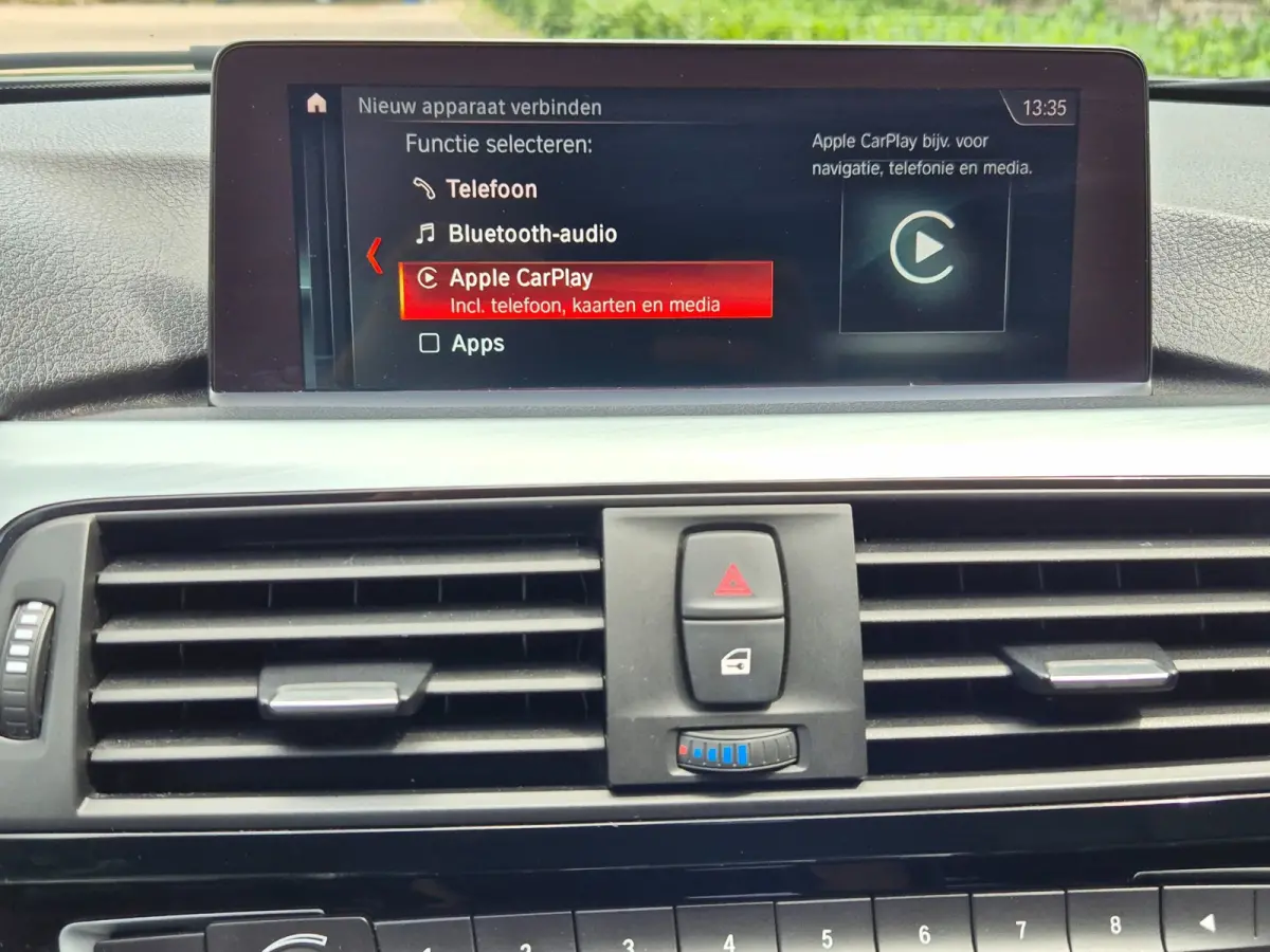 330e M Sport Apple CarPlay Adaptieve Cruise Control Elek. Stoelen NAP TOP onderhouden 330e High Executive