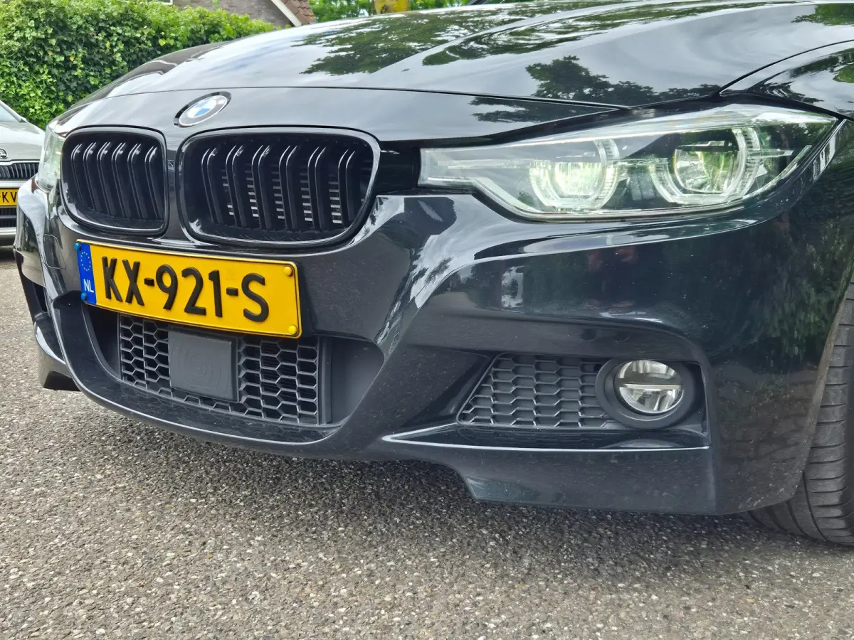 330e M Sport Apple CarPlay Adaptieve Cruise Control Elek. Stoelen NAP TOP onderhouden 330e High Executive
