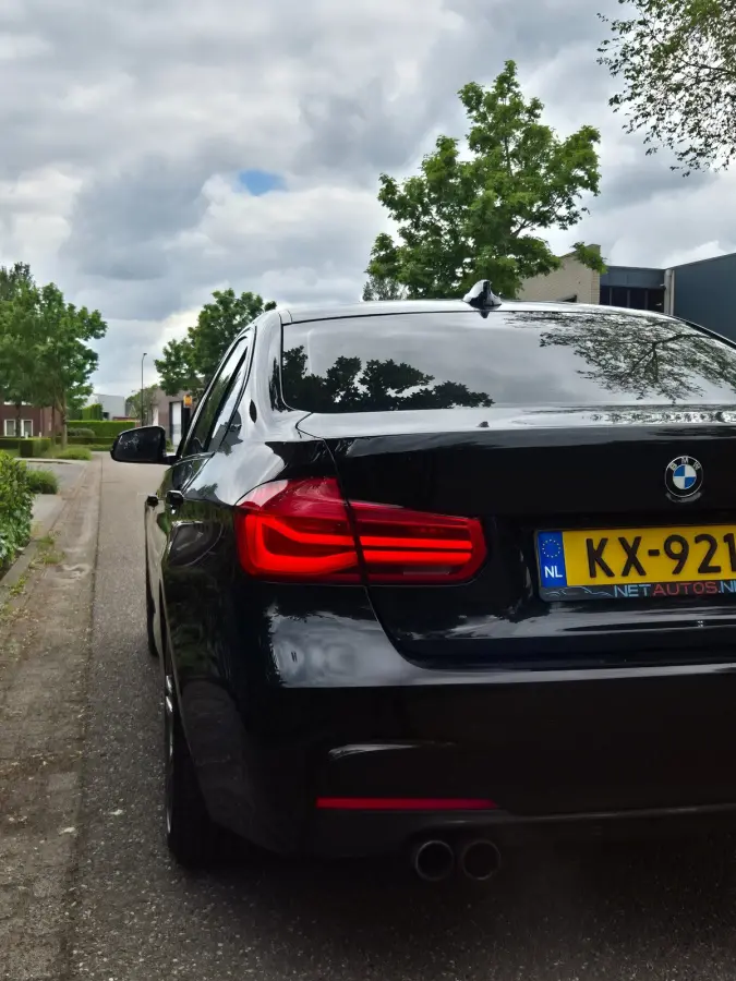 330e M Sport Apple CarPlay Adaptieve Cruise Control Elek. Stoelen NAP TOP onderhouden 330e High Executive