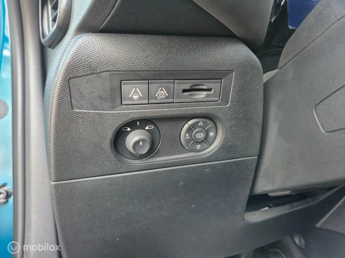 1.2 PureTech 155PK OPERA leder,nav.automaat