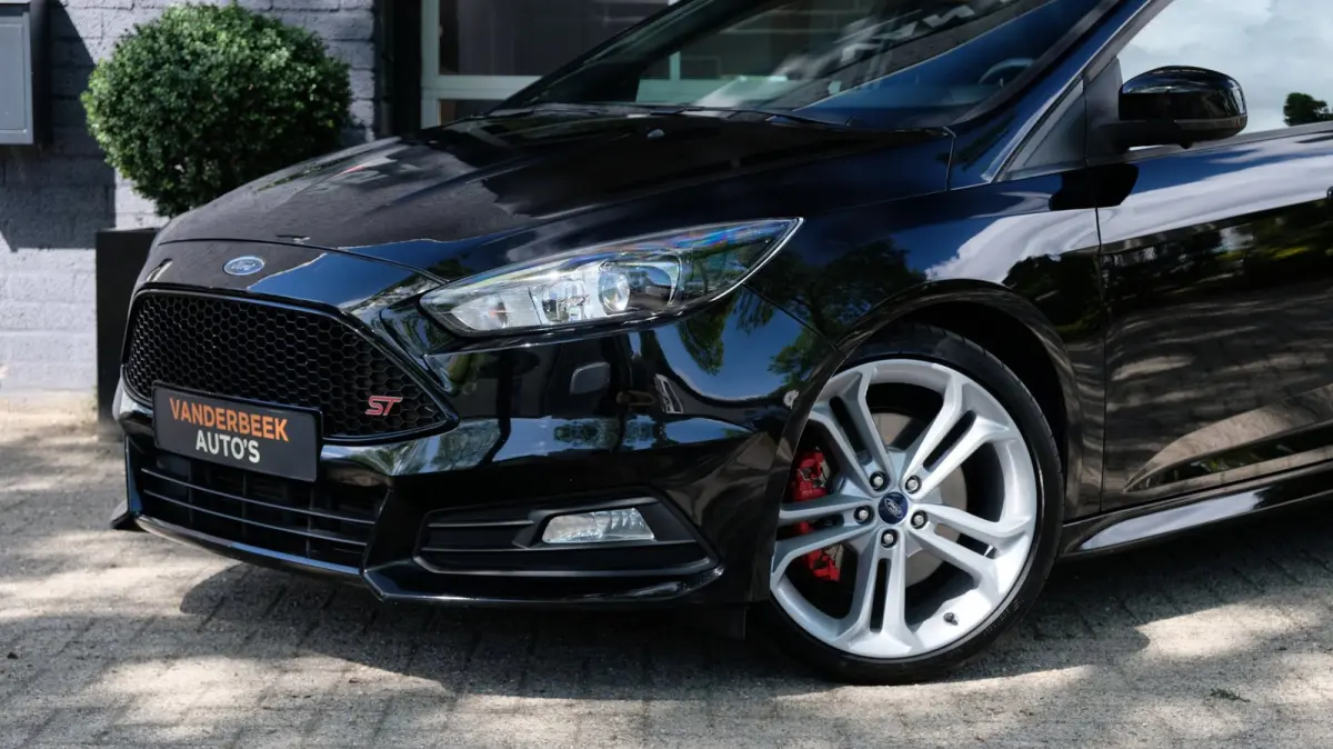 2.0 ST-3 Cruise|Carplay|RS Spoiler|Maxton