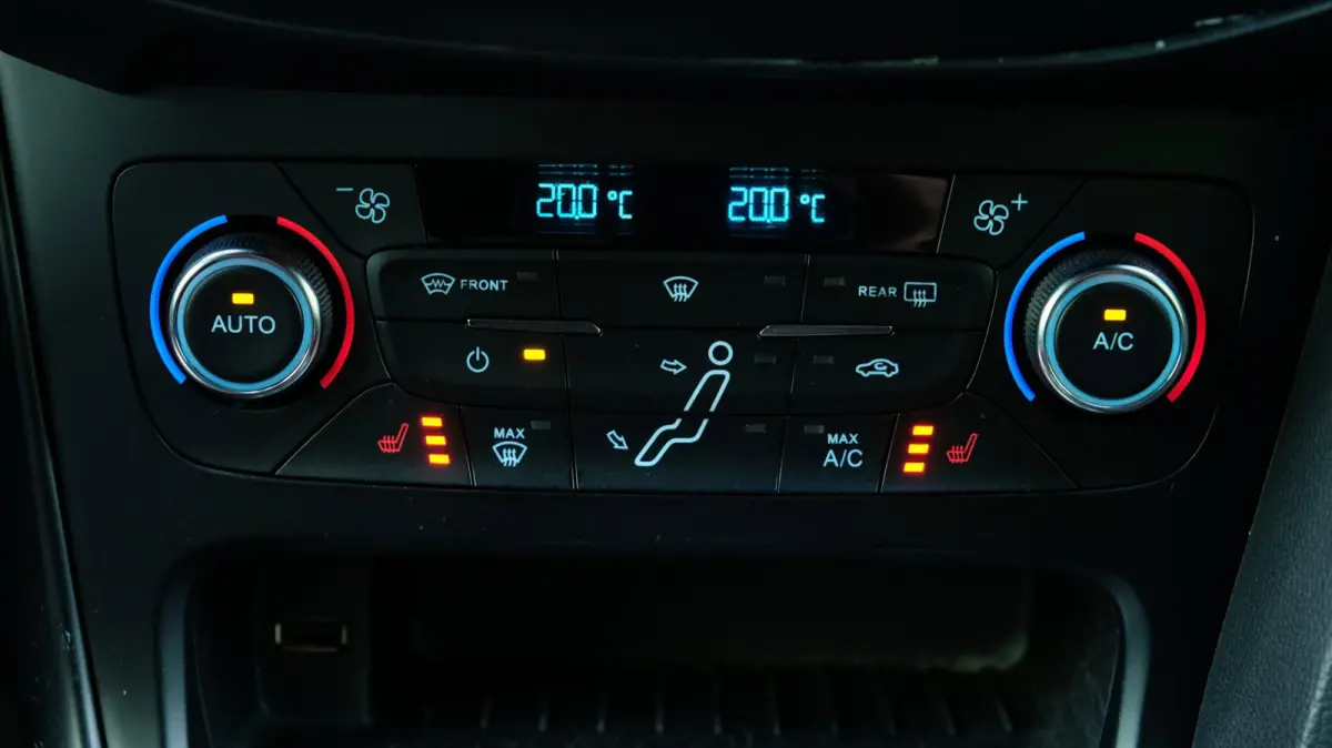 2.0 ST-3 Cruise|Carplay|RS Spoiler|Maxton