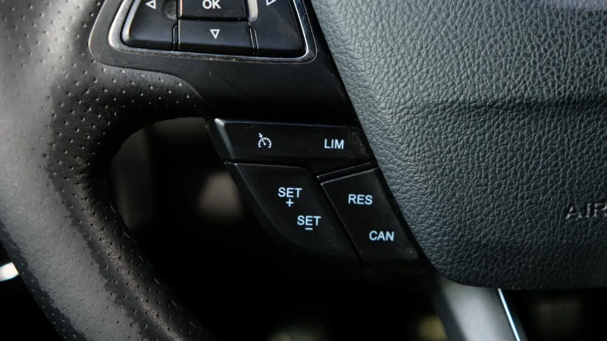 2.0 ST-3 Cruise|Carplay|RS Spoiler|Maxton