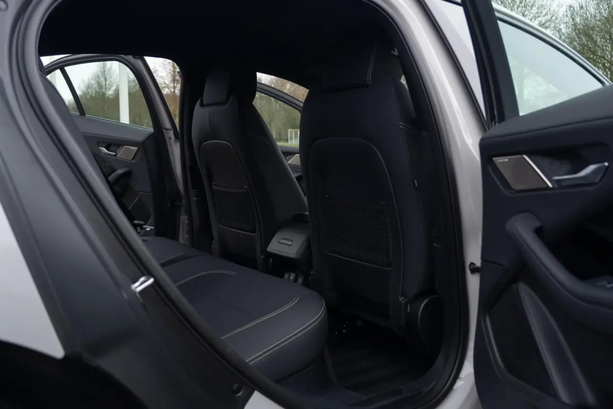 EV320 S 90 kWh|BTW|Org NL NAP|1ste Eig|3-Fase|Facelift|Trekhaak|Edition S|Meridian|CarPlay|DAB|Dealer Onderhouden|SOH 93