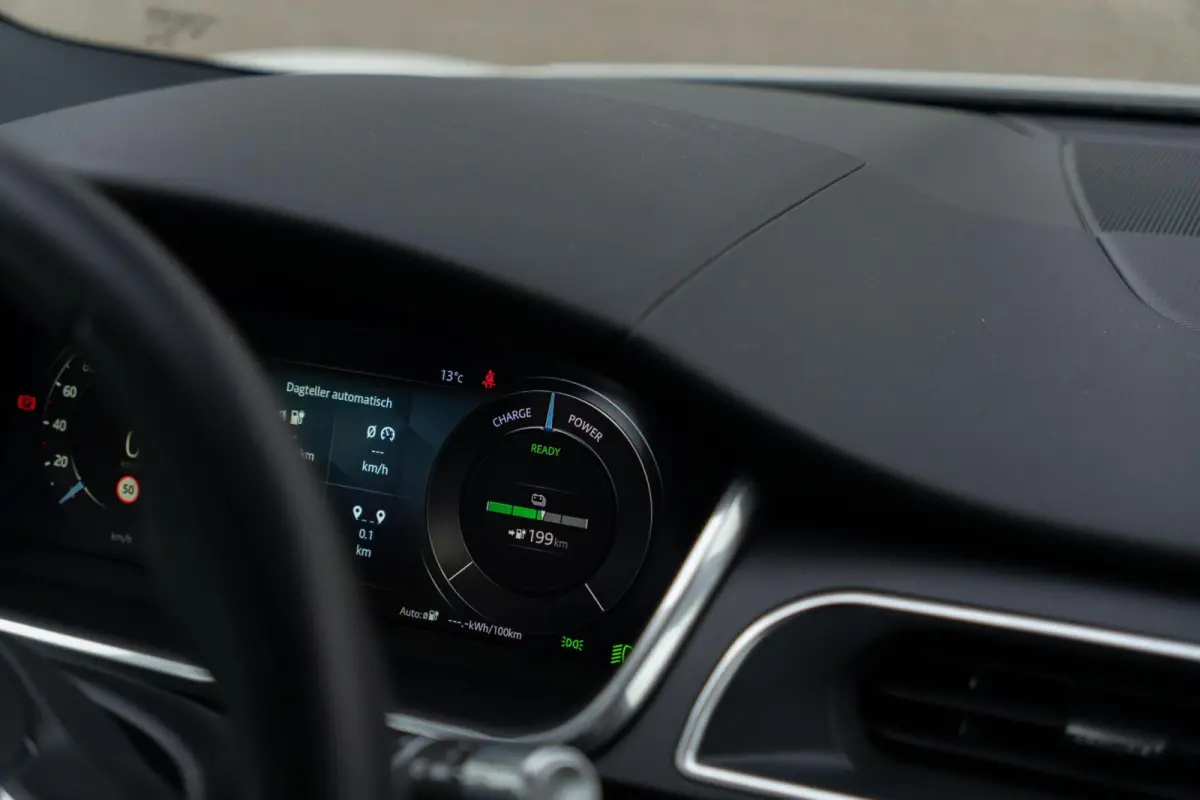 EV320 S 90 kWh|BTW|Org NL NAP|1ste Eig|3-Fase|Facelift|Trekhaak|Edition S|Meridian|CarPlay|DAB|Dealer Onderhouden|SOH 93