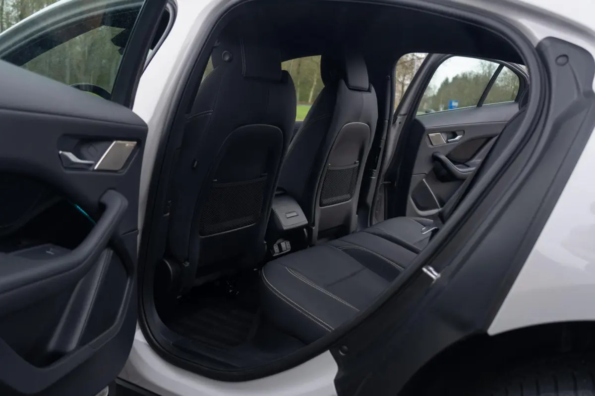 EV320 S 90 kWh|BTW|Org NL NAP|1ste Eig|3-Fase|Facelift|Trekhaak|Edition S|Meridian|CarPlay|DAB|Dealer Onderhouden|SOH 93