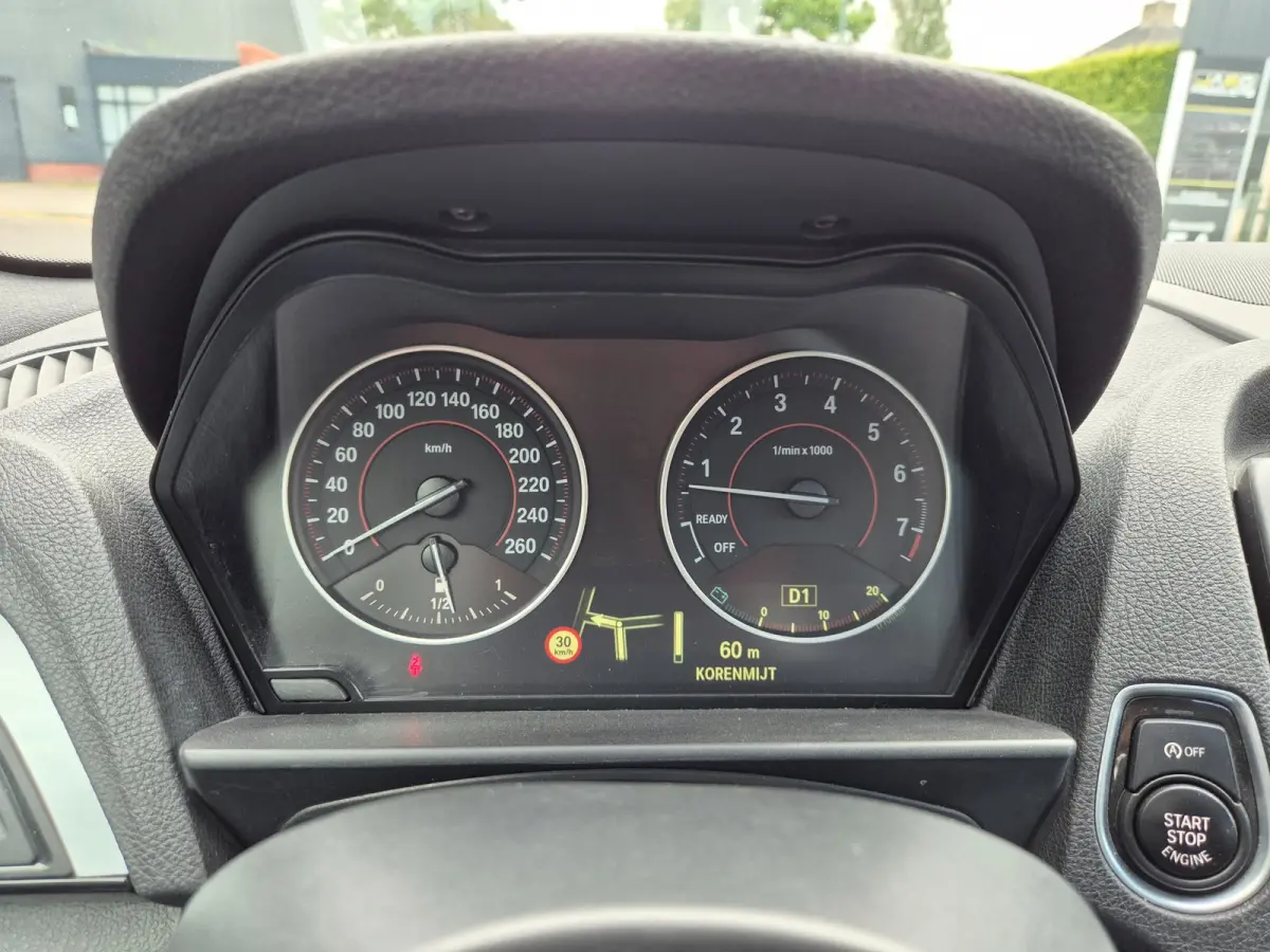 M2 M235i High Executive Schuifdak GR Navi H&K Stuurverwarming NAP