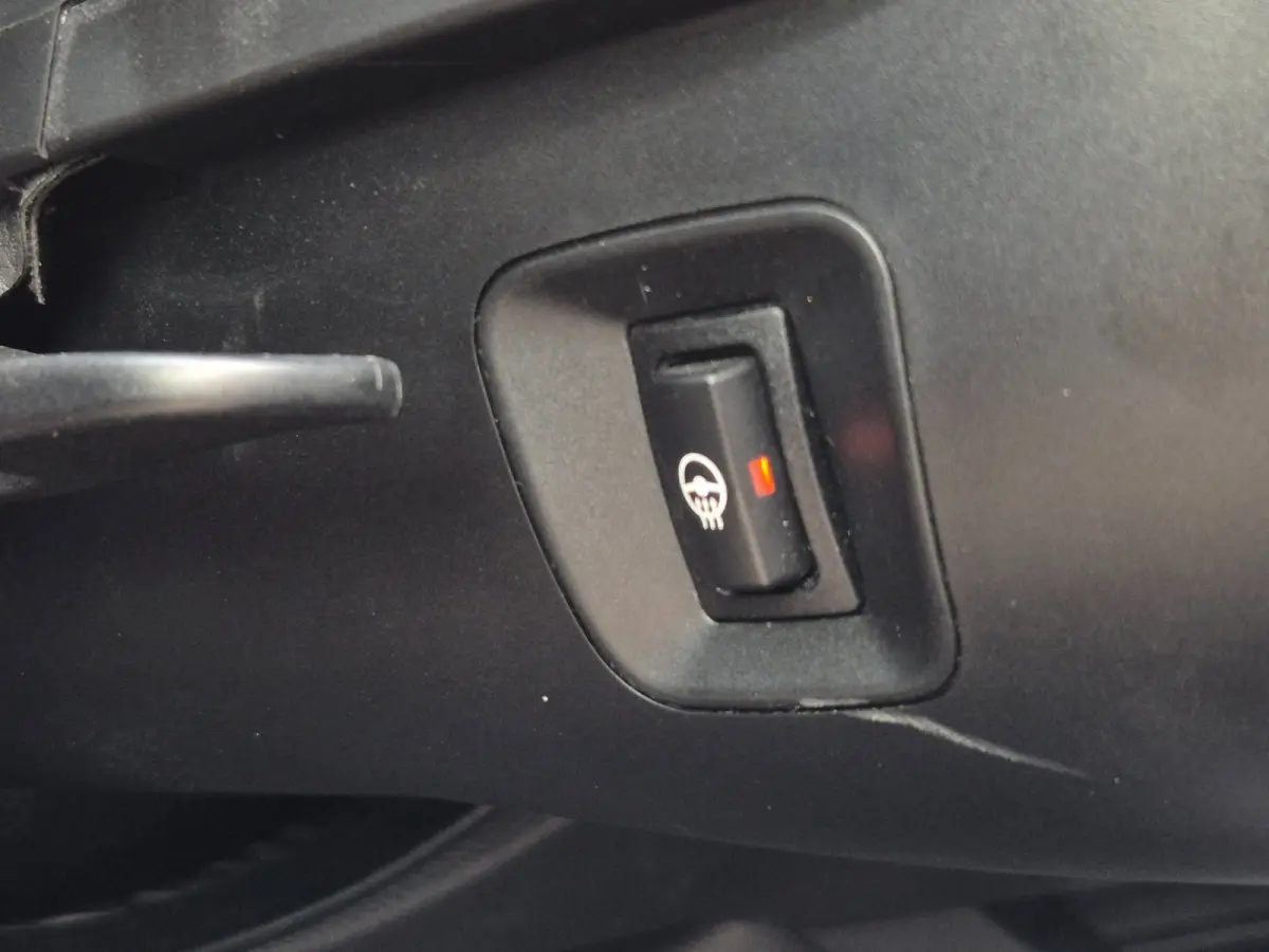 M2 M235i High Executive Schuifdak GR Navi H&K Stuurverwarming NAP
