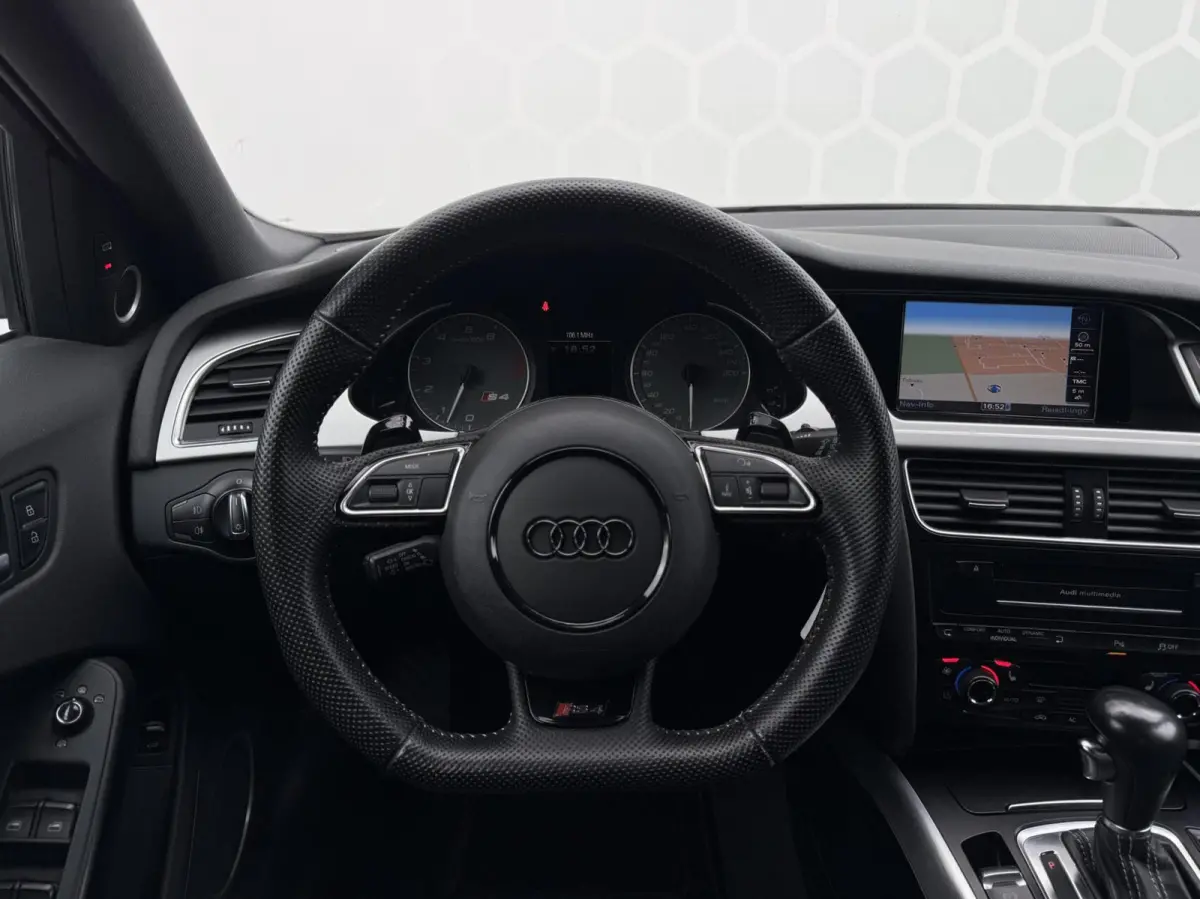 3.0 TFSI Quattro Pro Line RS4 stuur S-line