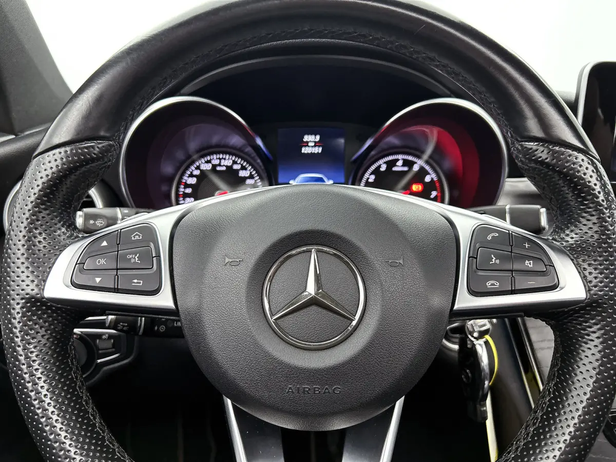 180 Prestige AMG Style ( Goed OnderH, Panorama, SfeerV, Navi, Stoelv, Camera, Parkeerhulp V+A, Etc)