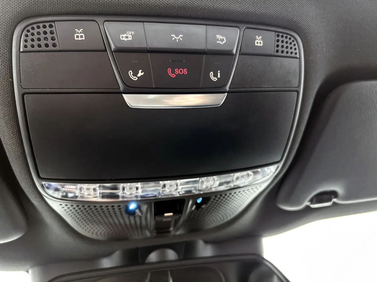 180 Prestige AMG Style ( Goed OnderH, Panorama, SfeerV, Navi, Stoelv, Camera, Parkeerhulp V+A, Etc)