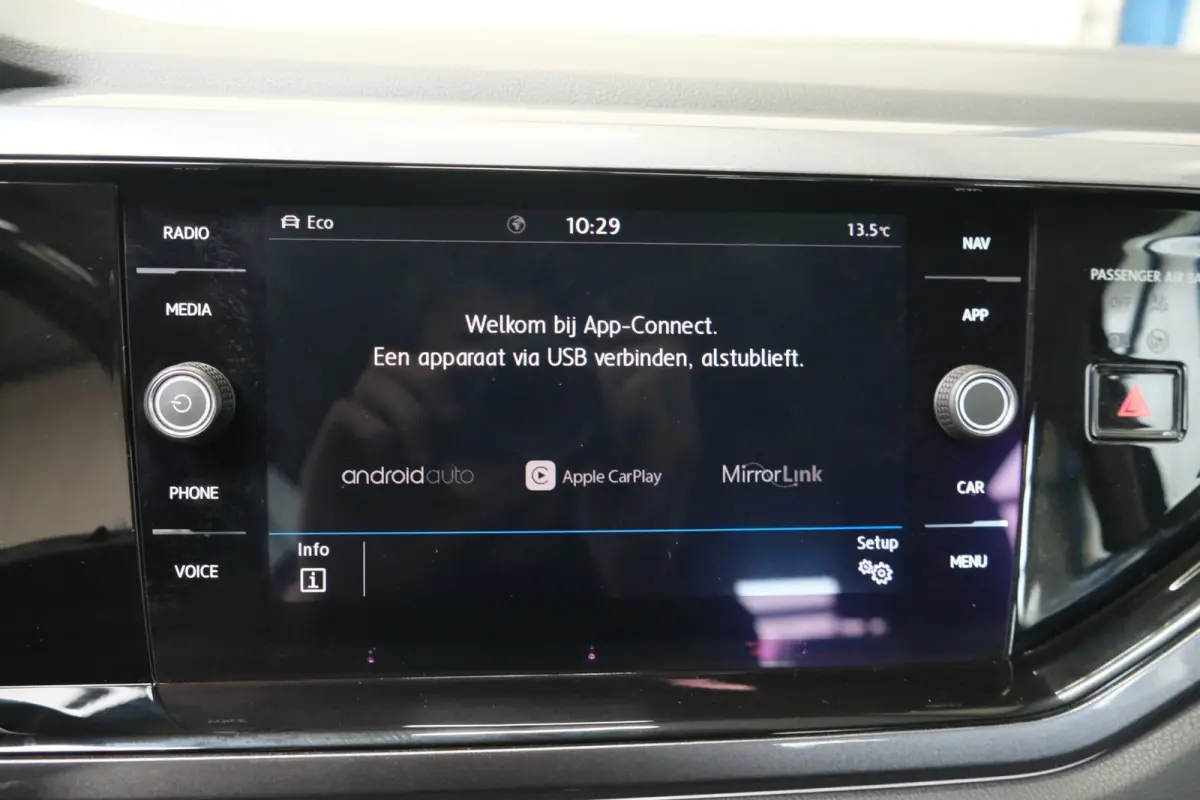 1.0 TSI Highline - N.A.P. Airco, Cruise, PDC, Camera, Carplay.