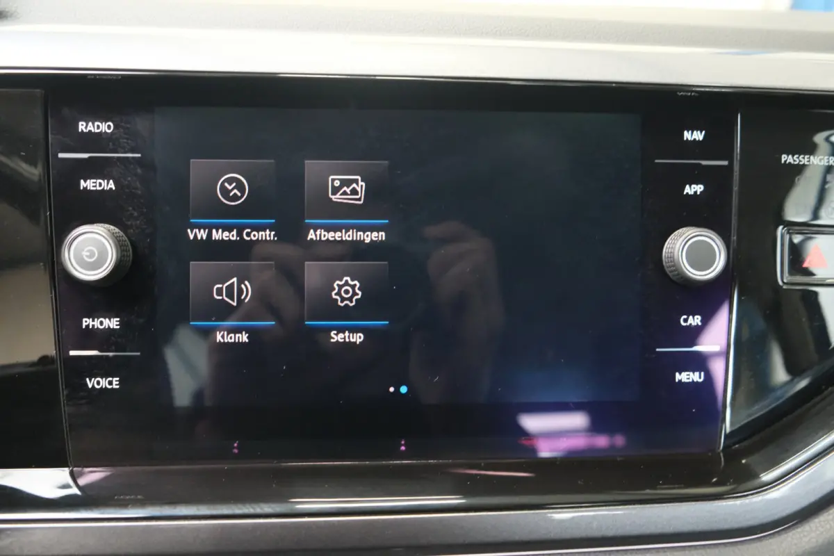 1.0 TSI Highline - N.A.P. Airco, Cruise, PDC, Camera, Carplay.