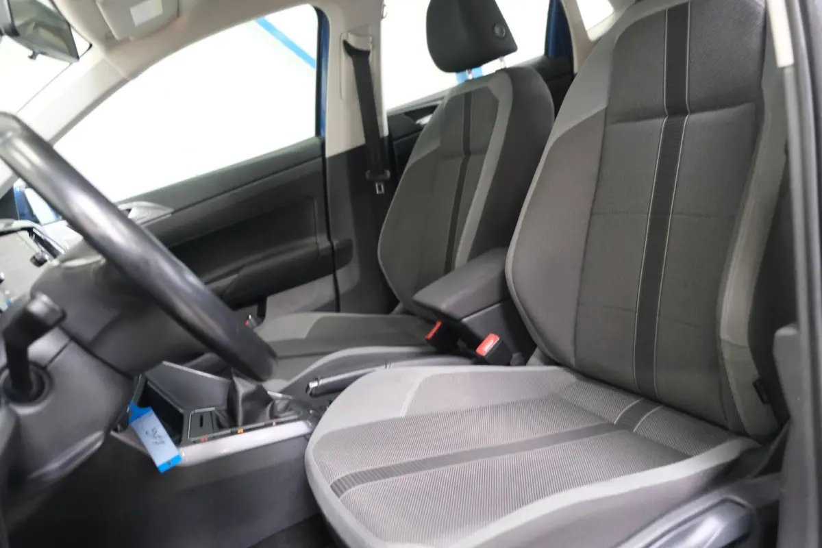 1.0 TSI Highline - N.A.P. Airco, Cruise, PDC, Camera, Carplay.