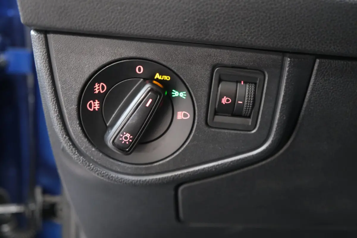 1.0 TSI Highline - N.A.P. Airco, Cruise, PDC, Camera, Carplay.