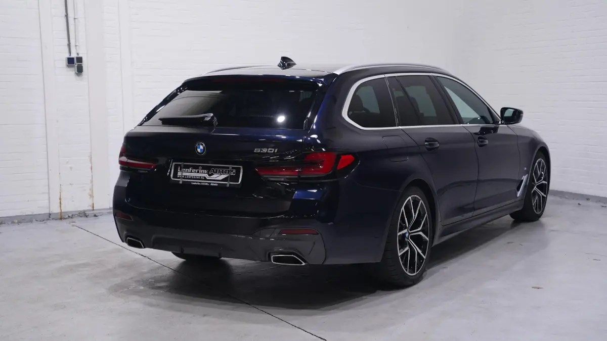 530i M Sport 1e Eig. NAP NL-auto Laser light Nappa leder Comfort stoelen Memory Harman-kardon 19"-lmv Camera Head-up Apple carplay
