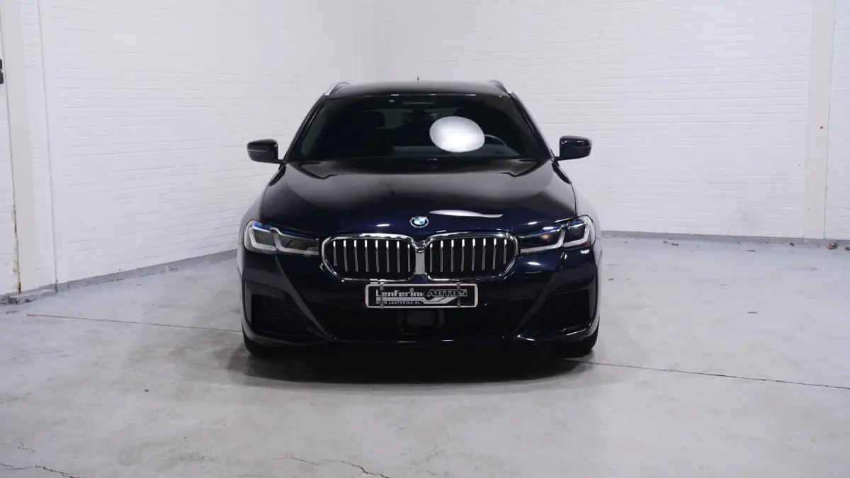 530i M Sport 1e Eig. NAP NL-auto Laser light Nappa leder Comfort stoelen Memory Harman-kardon 19"-lmv Camera Head-up Apple carplay
