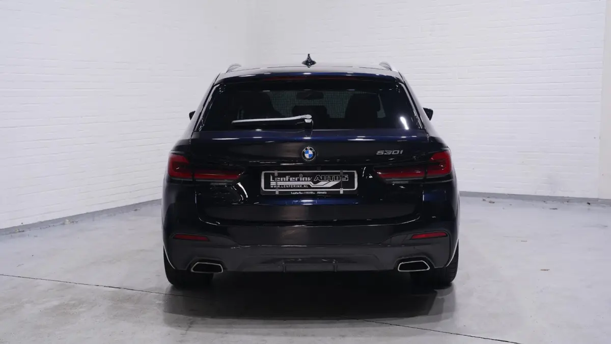 530i M Sport 1e Eig. NAP NL-auto Laser light Nappa leder Comfort stoelen Memory Harman-kardon 19"-lmv Camera Head-up Apple carplay