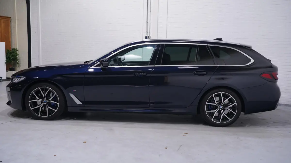 530i M Sport 1e Eig. NAP NL-auto Laser light Nappa leder Comfort stoelen Memory Harman-kardon 19"-lmv Camera Head-up Apple carplay