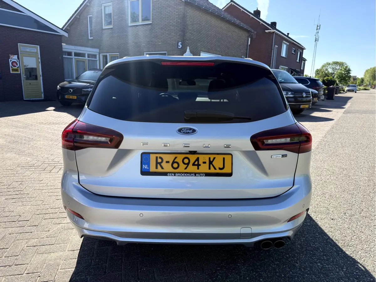 1.0 EcoBoost Hybrid ST Line X Winterpakket, Camera, 17''Lmv