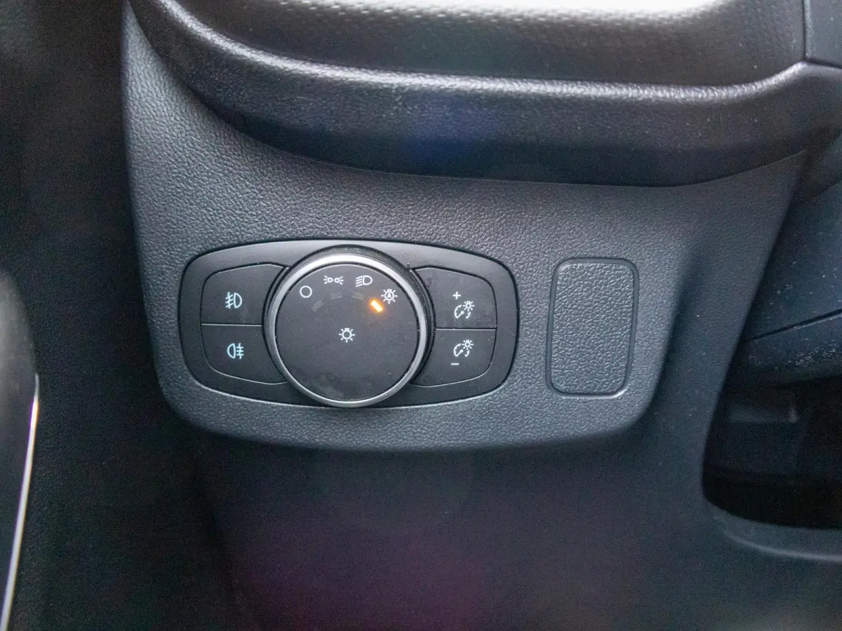1.0 EcoBoost Titanium X LED ST line Virtual cockpit
