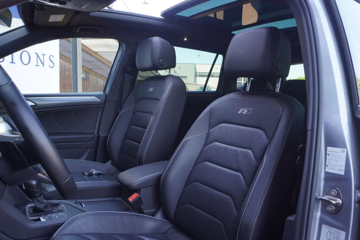 1.5 TSI Highline Business 3X R Line+Volleder+PANODAK+CAMERA +STOEL-VERW+ELEK-TREKHAAK+