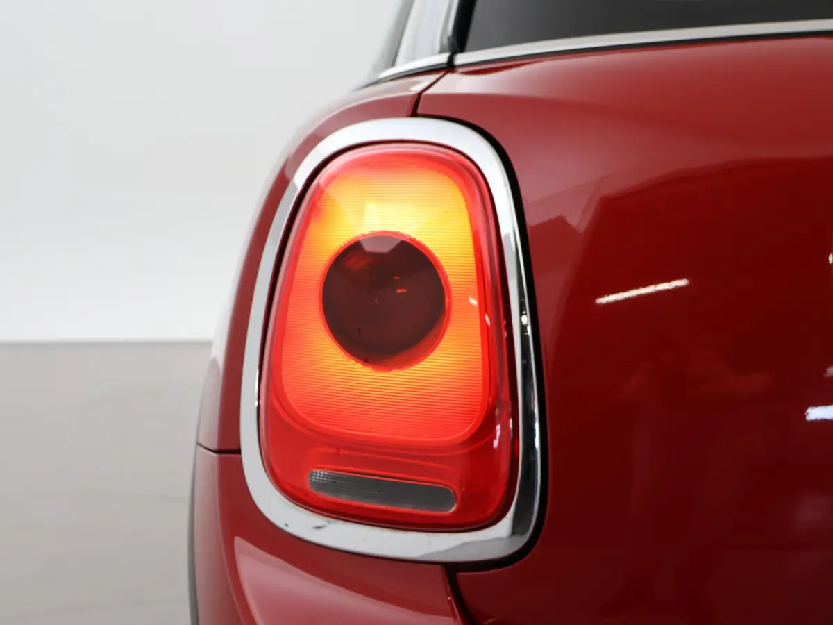 1.5 136 PK COOPER TWO-TONE *BLAZING RED* + CLIMATE CONTROL | LMV
