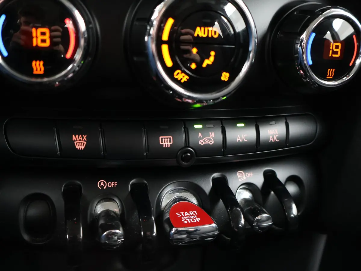 1.5 136 PK COOPER TWO-TONE *BLAZING RED* + CLIMATE CONTROL | LMV