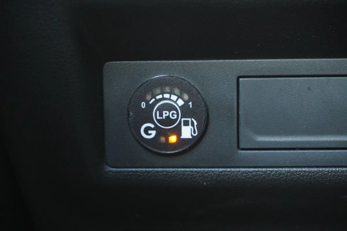 1.0 TCe 100 Bi-Fuel Business Navi+Led+ecc+17"lmv= ORIG/LPG G3 = SUPER PRIJS+GOEDKOOP RIJDEN !!