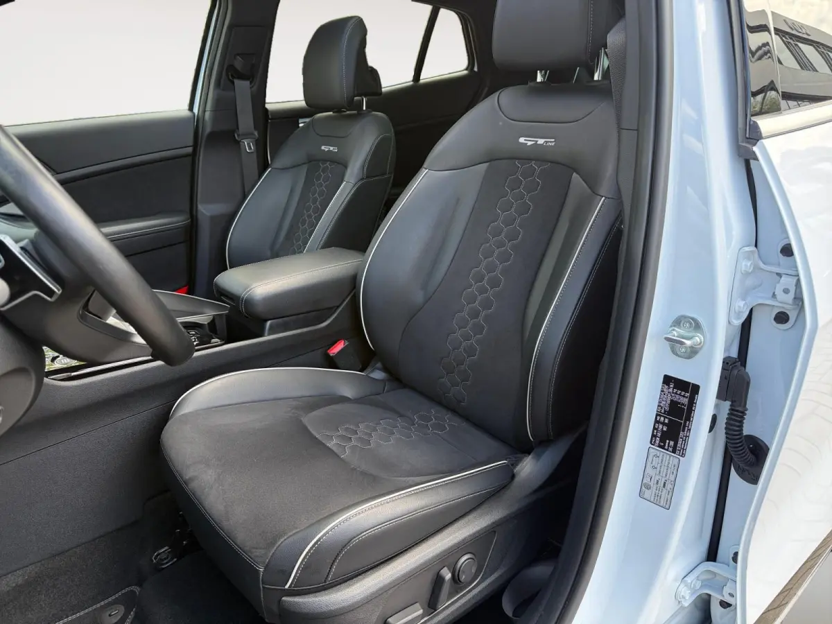 1.6 T-GDi Plug-in Hybrid AWD GT-Line Dealer onderhouden| Resterende fabrieksgarantie | Stoelverwarming + stuurverwarming | Schuifkanteldak |