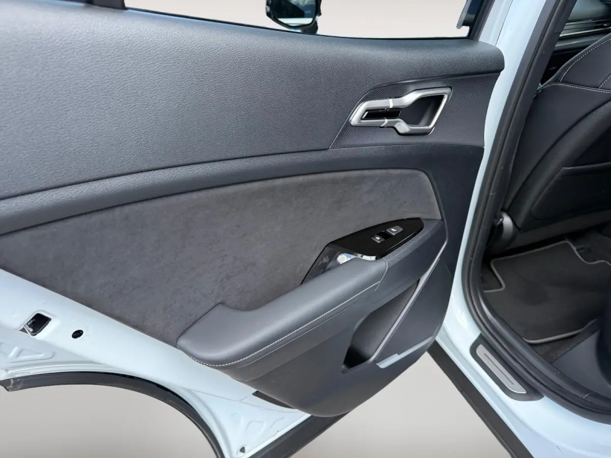 1.6 T-GDi Plug-in Hybrid AWD GT-Line Dealer onderhouden| Resterende fabrieksgarantie | Stoelverwarming + stuurverwarming | Schuifkanteldak |