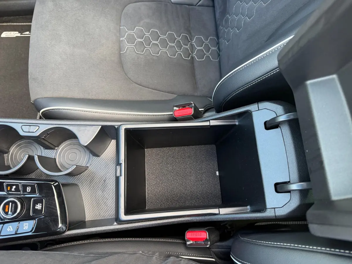 1.6 T-GDi Plug-in Hybrid AWD GT-Line Dealer onderhouden| Resterende fabrieksgarantie | Stoelverwarming + stuurverwarming | Schuifkanteldak |
