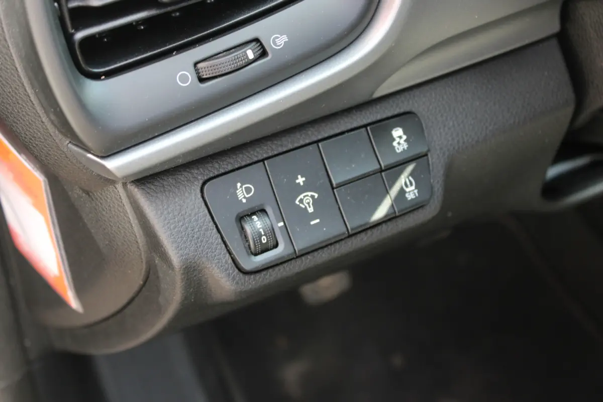 1.0 T-GDi DynamicLine//Camera//Carplay!!