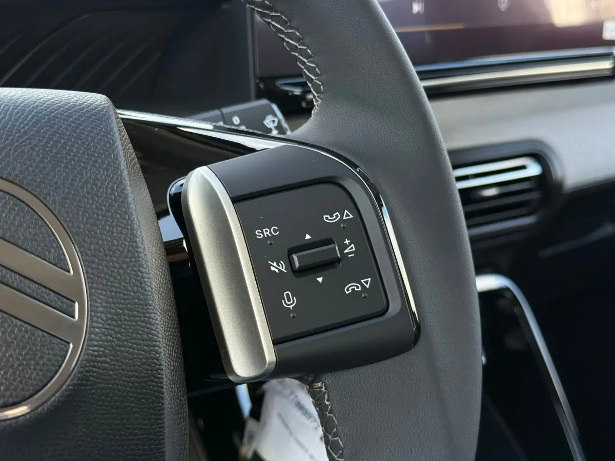 1.2 Hybrid 145pk Plus 8 Jaar garantie | Achteruitrijcamera | Cruise control | Airco | Apple carplay & Android auto