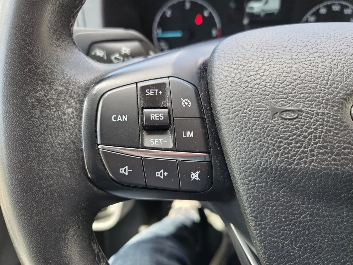 2.0 TDCI L2H2 Trend Airco Cruisecontrol Trekhaak Parkeersensors  Sidebar's Verwarmde voorruit