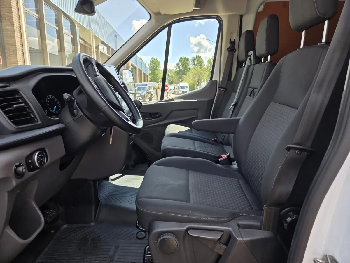 2.0 TDCI L2H2 Trend Airco Cruisecontrol Trekhaak Parkeersensors  Sidebar's Verwarmde voorruit