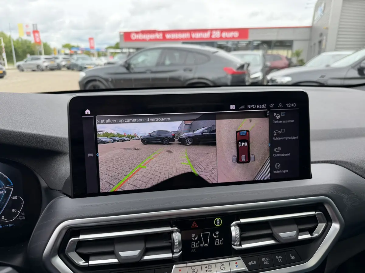 xDrive30e High Executive M Sport Panoramadak Achteruitrijcamera Keyless Entry Carplay Stuurwielverwarming