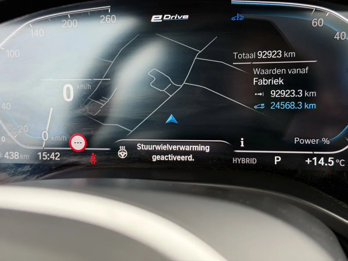xDrive30e High Executive M Sport Panoramadak Achteruitrijcamera Keyless Entry Carplay Stuurwielverwarming