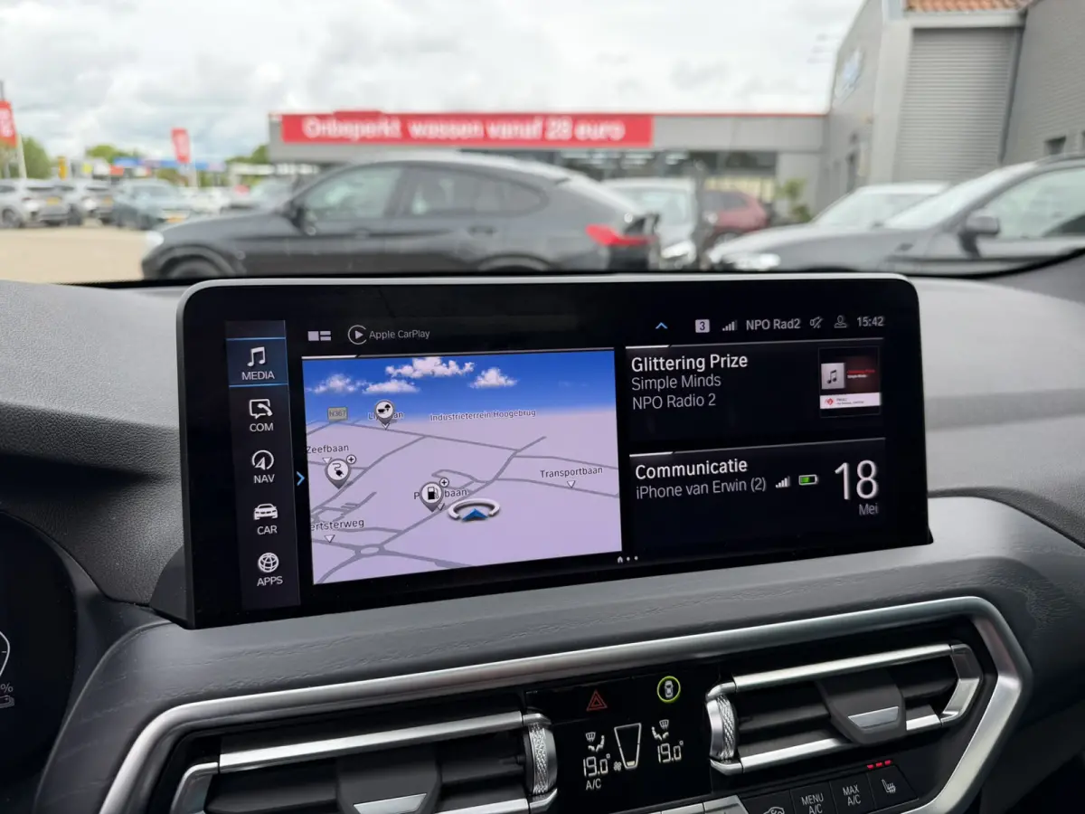 xDrive30e High Executive M Sport Panoramadak Achteruitrijcamera Keyless Entry Carplay Stuurwielverwarming