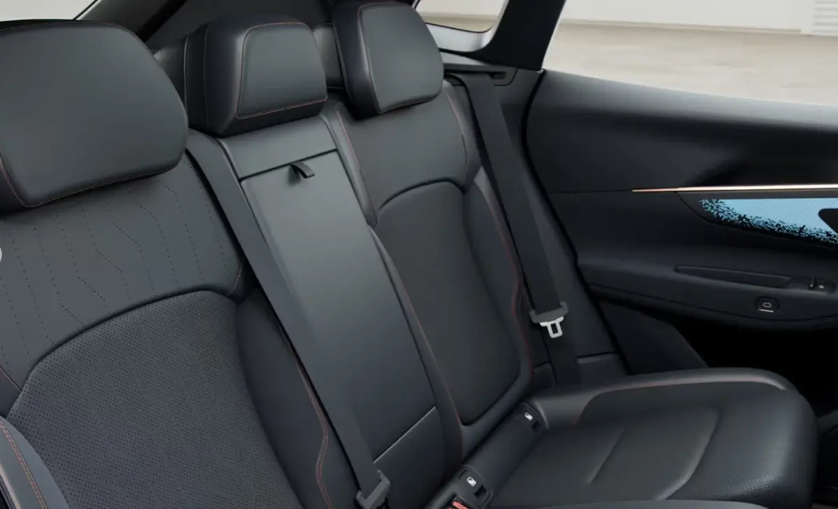 1.5 More | Apple Carplay/Android Auto|telefoonintegratie premium | Audio installatie premium | Cruise control adaptief met Stop&Go en stuurhulp