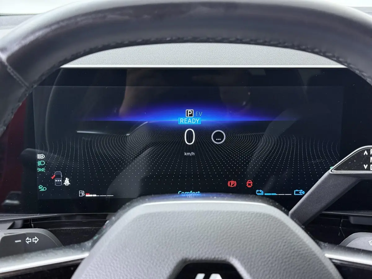 techno E-Tech full hybrid 200 | SoH 94% | Parkeercamera | Google Navigatie |