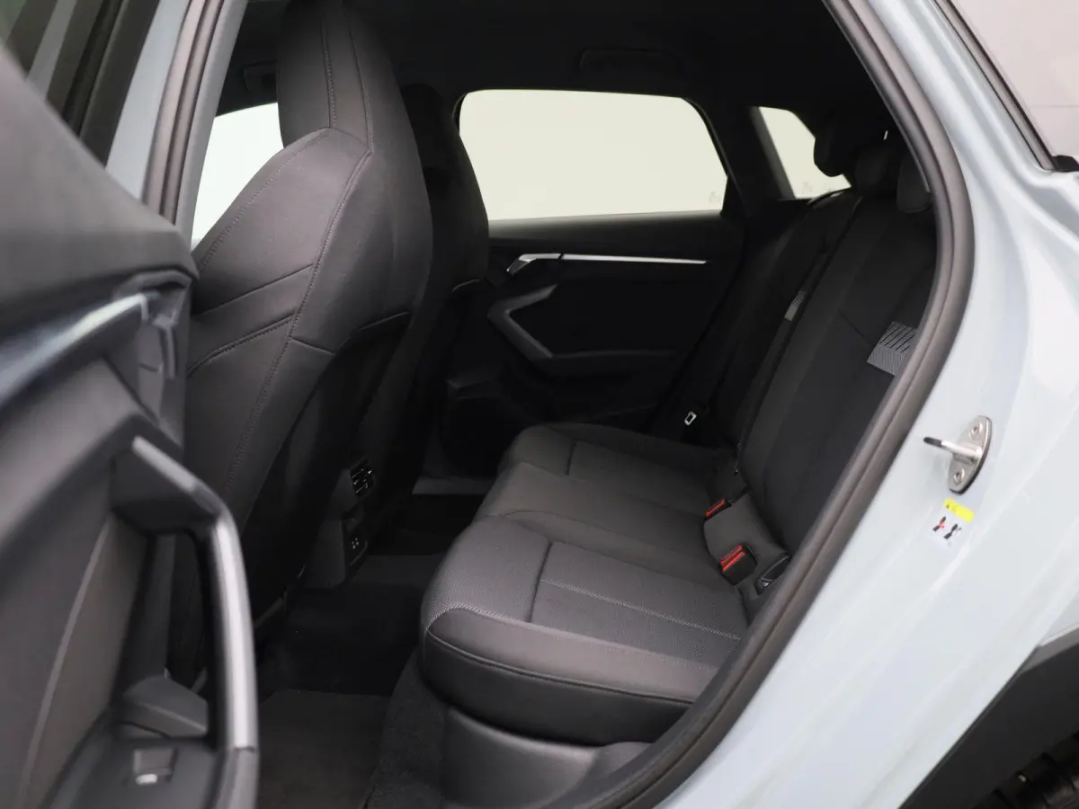 40 TFSI e Advanced edition | Automaat | navigatie | Airco | Stoelverwarming |