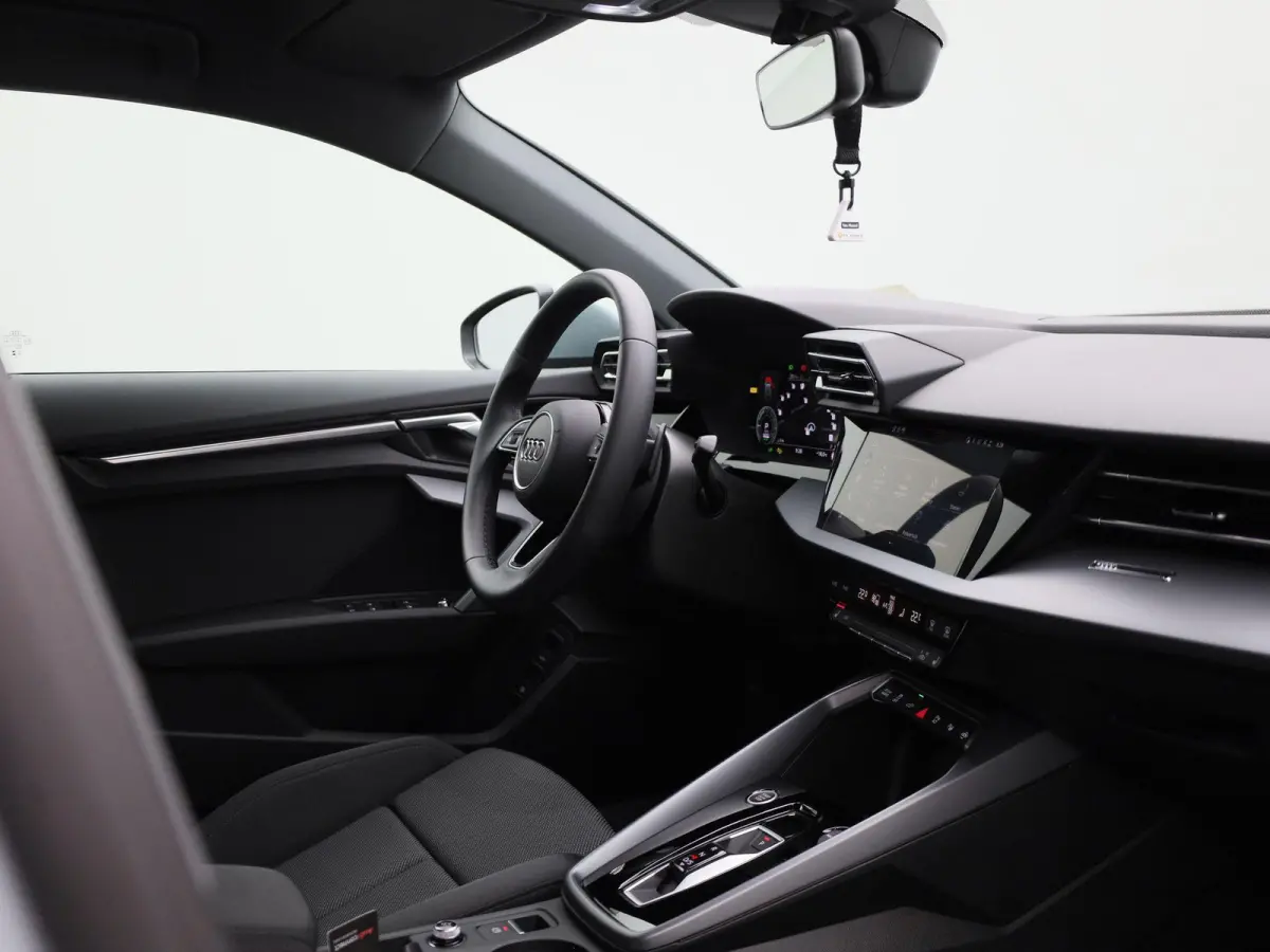 40 TFSI e Advanced edition | Automaat | navigatie | Airco | Stoelverwarming |