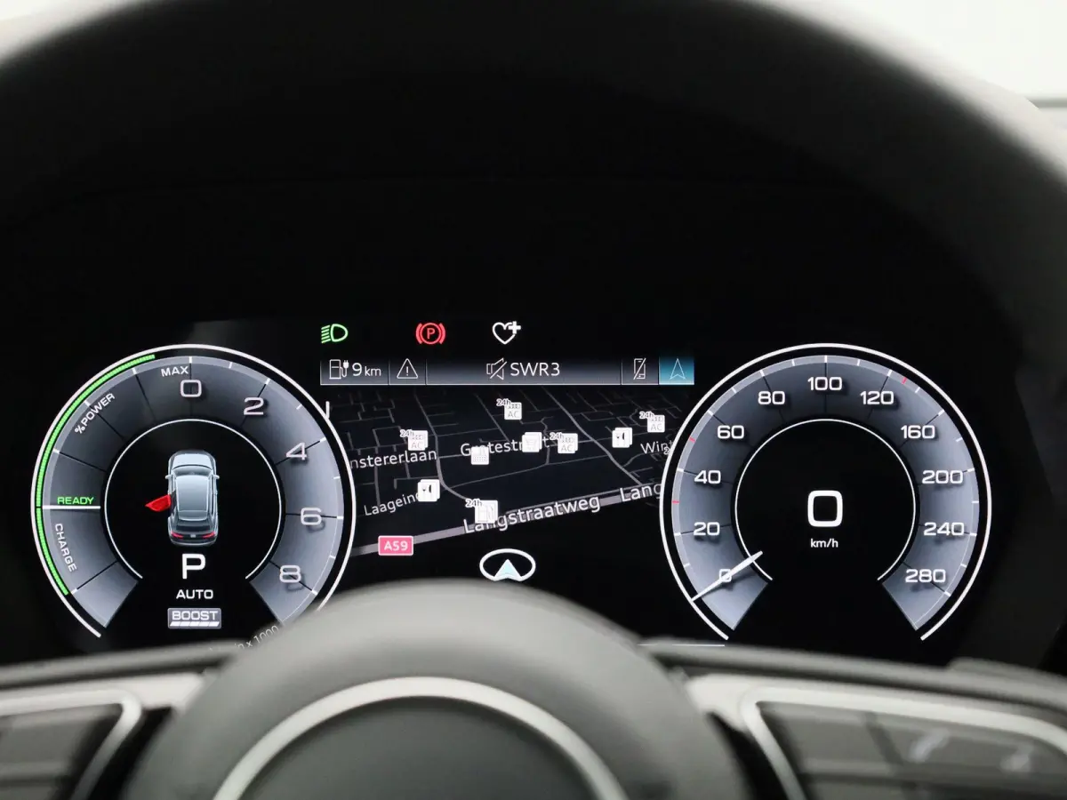 40 TFSI e Advanced edition 204 PK l Adaptive cruise control l Climate control l Achteruitrijcamera l Navigatie l LED-koplampen l Trekhaak l Elektr. instel. bestuurd.stoel l Stoelverwarming