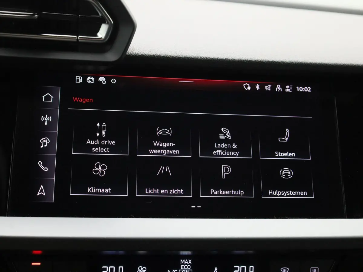 40 TFSI e Advanced edition 204 PK l Adaptive cruise control l Climate control l Achteruitrijcamera l Navigatie l LED-koplampen l Trekhaak l Elektr. instel. bestuurd.stoel l Stoelverwarming
