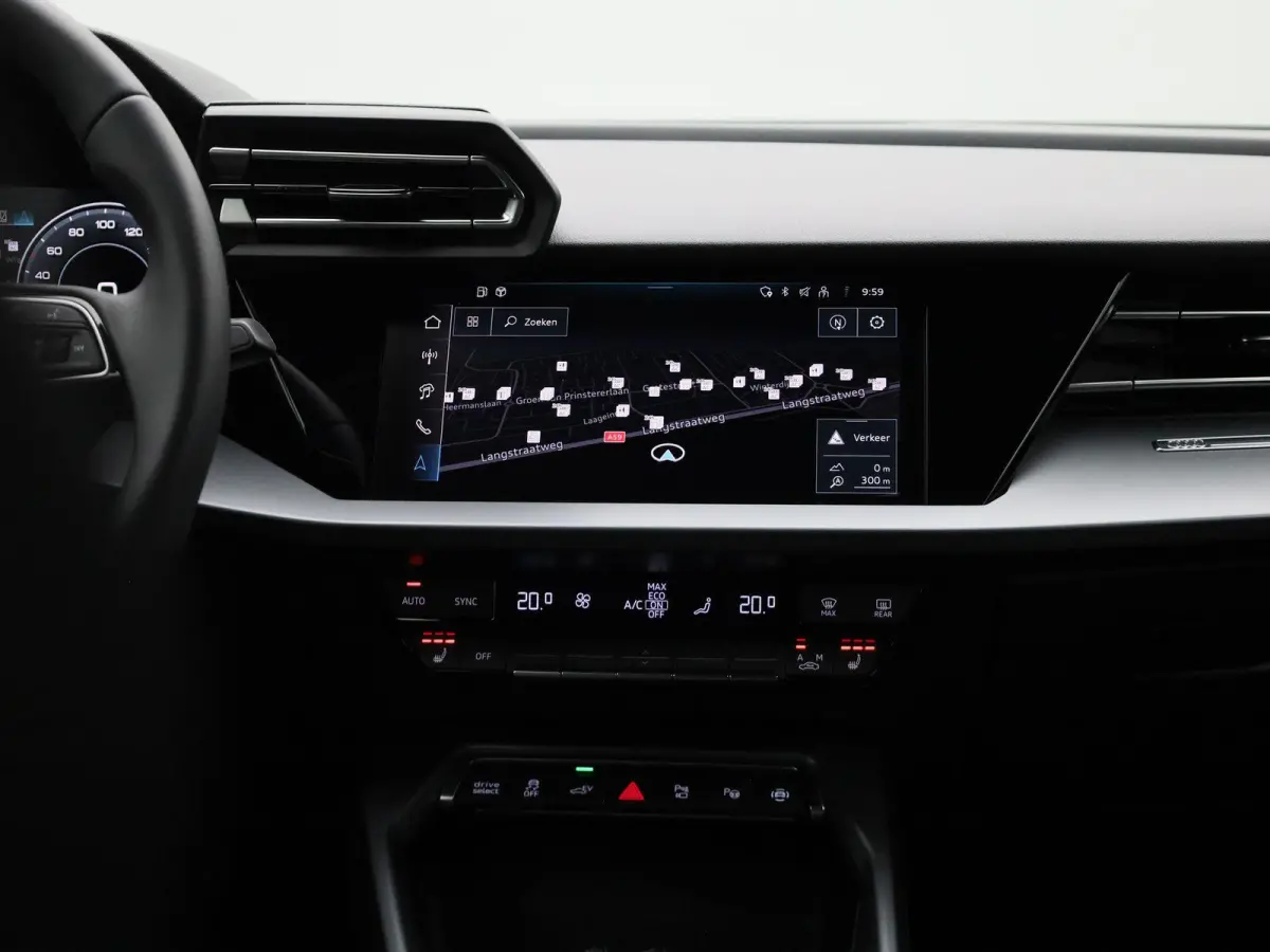 40 TFSI e Advanced edition 204 PK l Adaptive cruise control l Climate control l Achteruitrijcamera l Navigatie l LED-koplampen l Trekhaak l Elektr. instel. bestuurd.stoel l Stoelverwarming
