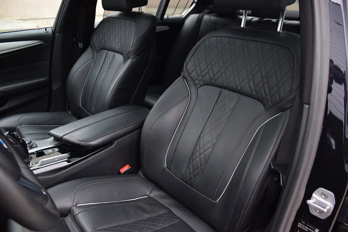 520i Corporate Lease High Executive*2e eigenaar*112Dkm*NAP*Dak*H&K*