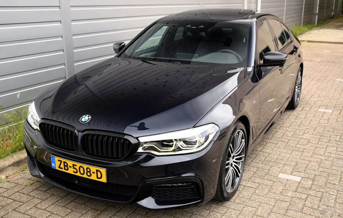 520i Corporate Lease High Executive*2e eigenaar*112Dkm*NAP*Dak*H&K*